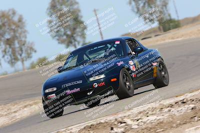 media/May-01-2022-CalClub SCCA (Sun) [[03a481c204]]/Group 5/Qualifying (I5)/